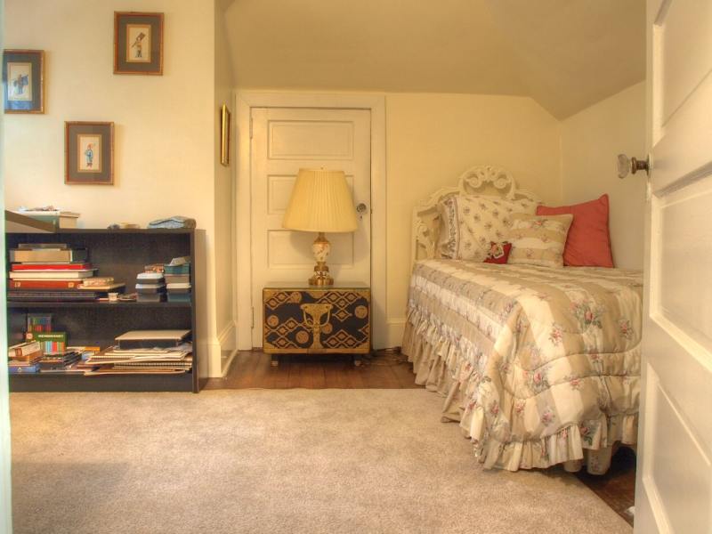 bedroom3