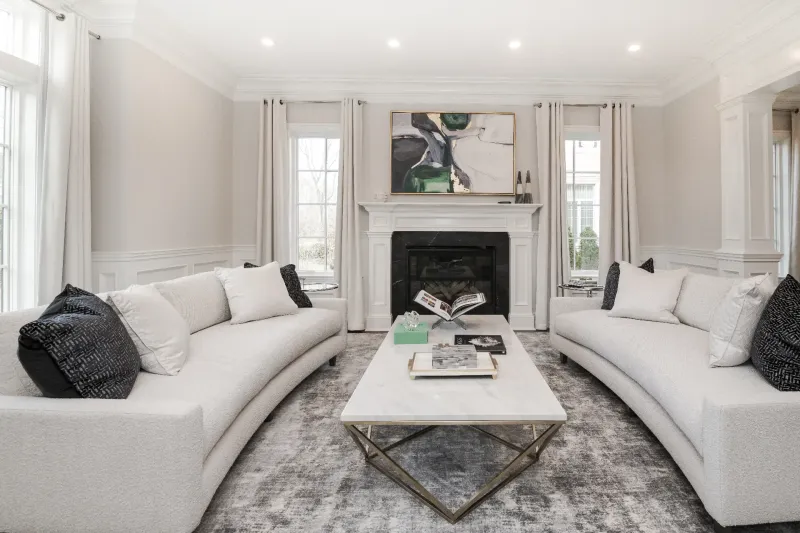 compressed_1-Living-Room-0583